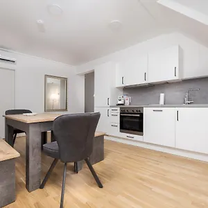 Next To Schoenbrunnpalace Close To Public Transport - Myschoenbrunn Апартаменты Вена